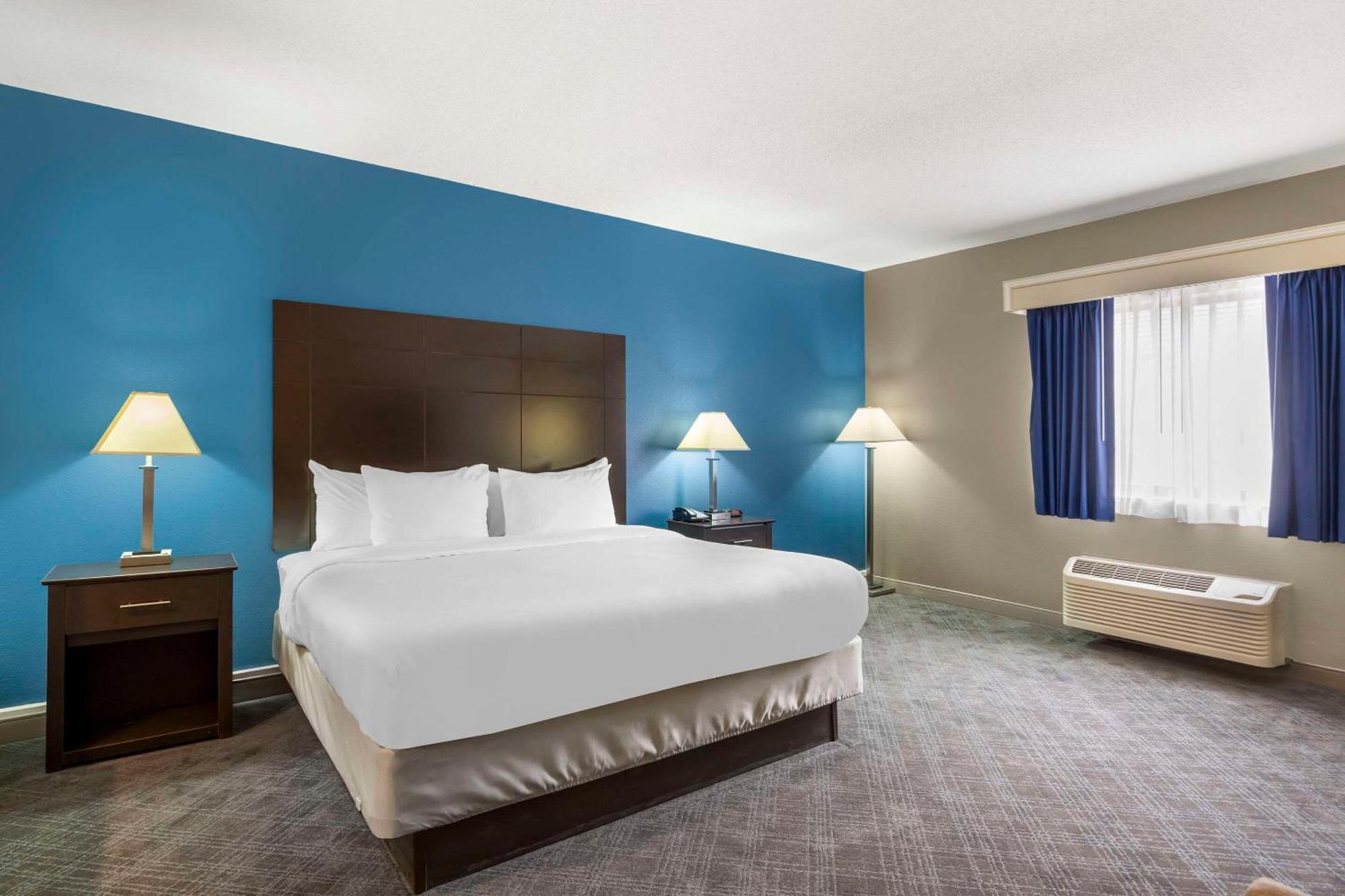 Comfort Inn & Suites Mundelein-Vernon Hills Exterior photo